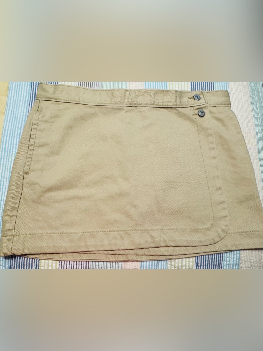 LEVI’S Khaki Mini Skirt